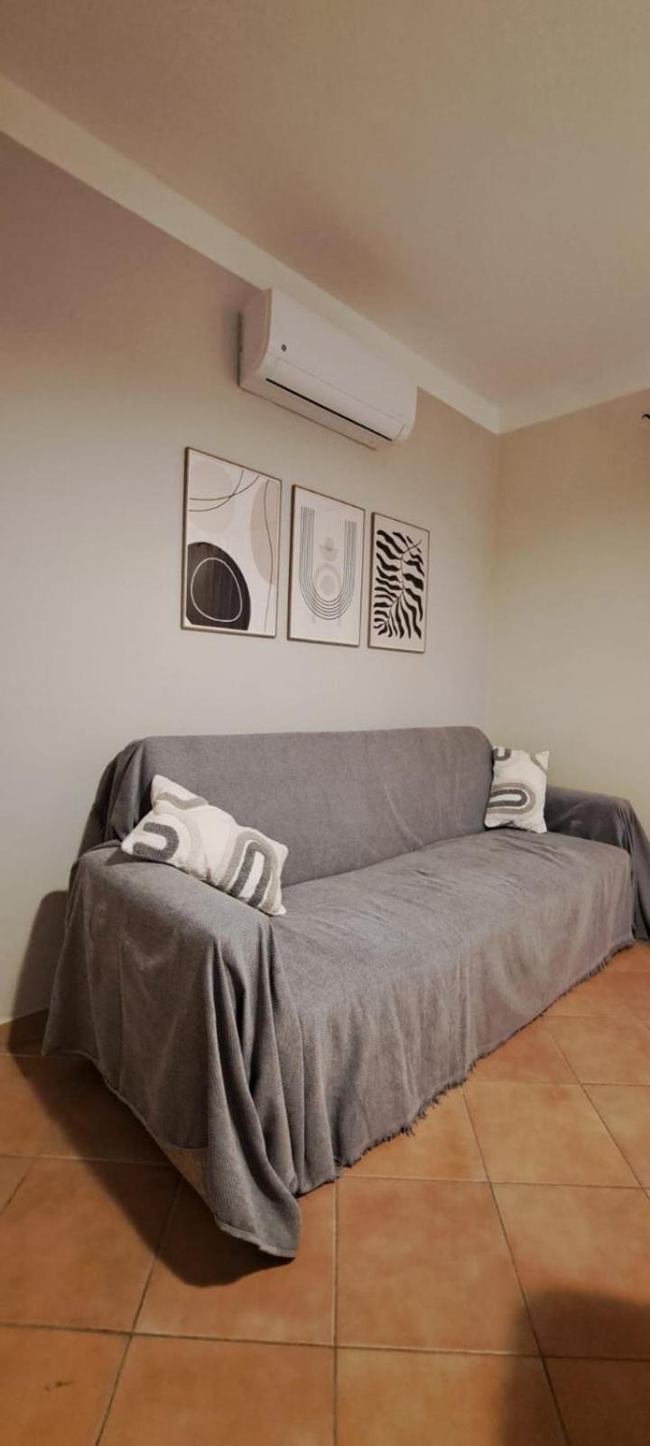 Nest House - Esclusivo Appartamento Marina Di Olbia- Mater Olbia - Beaches - Close To The Airport - Private Parking- Full Comforts - Bagian luar foto