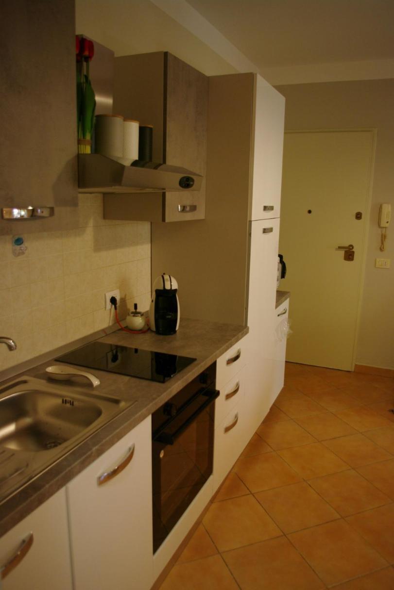 Nest House - Esclusivo Appartamento Marina Di Olbia- Mater Olbia - Beaches - Close To The Airport - Private Parking- Full Comforts - Bagian luar foto