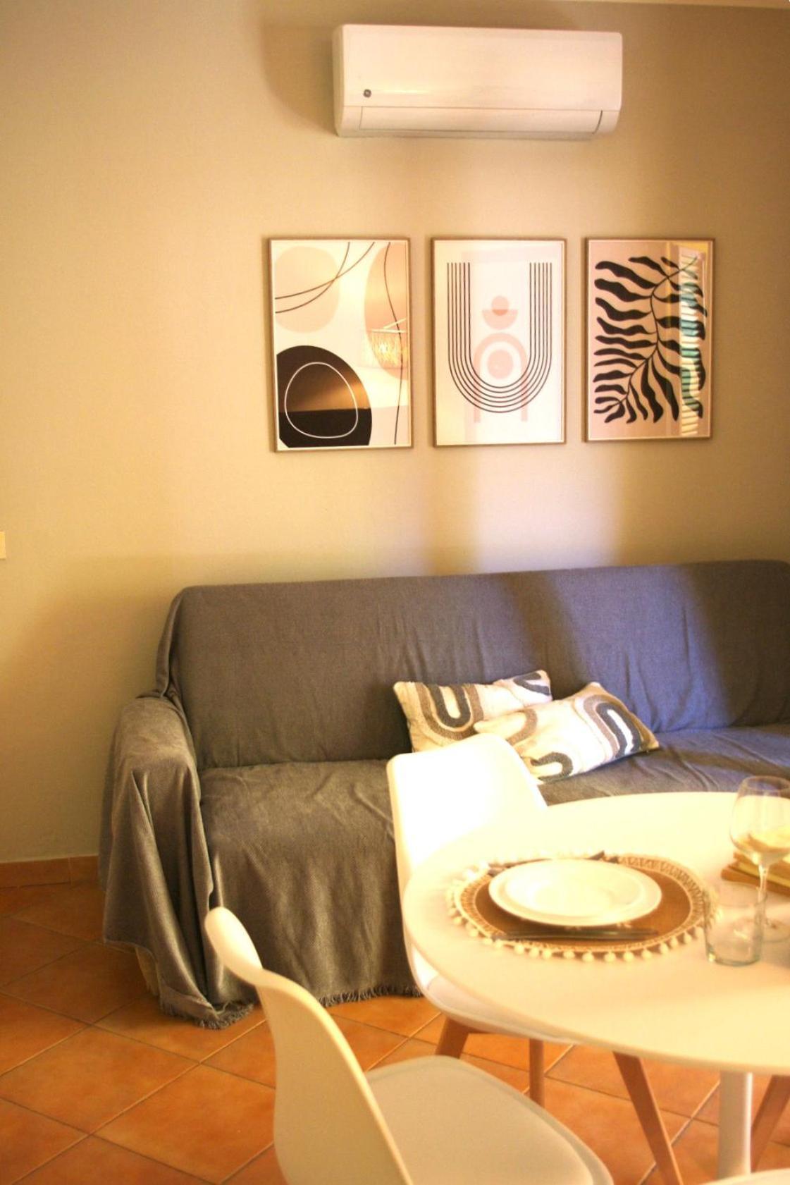 Nest House - Esclusivo Appartamento Marina Di Olbia- Mater Olbia - Beaches - Close To The Airport - Private Parking- Full Comforts - Bagian luar foto