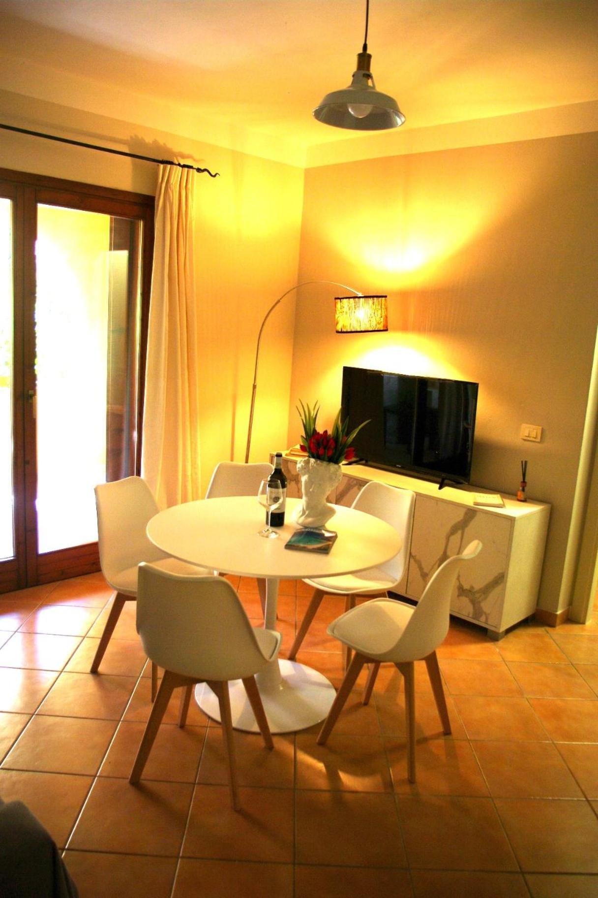 Nest House - Esclusivo Appartamento Marina Di Olbia- Mater Olbia - Beaches - Close To The Airport - Private Parking- Full Comforts - Bagian luar foto